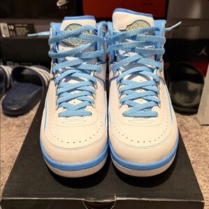 Jordan Retro 2 Melo (2018)